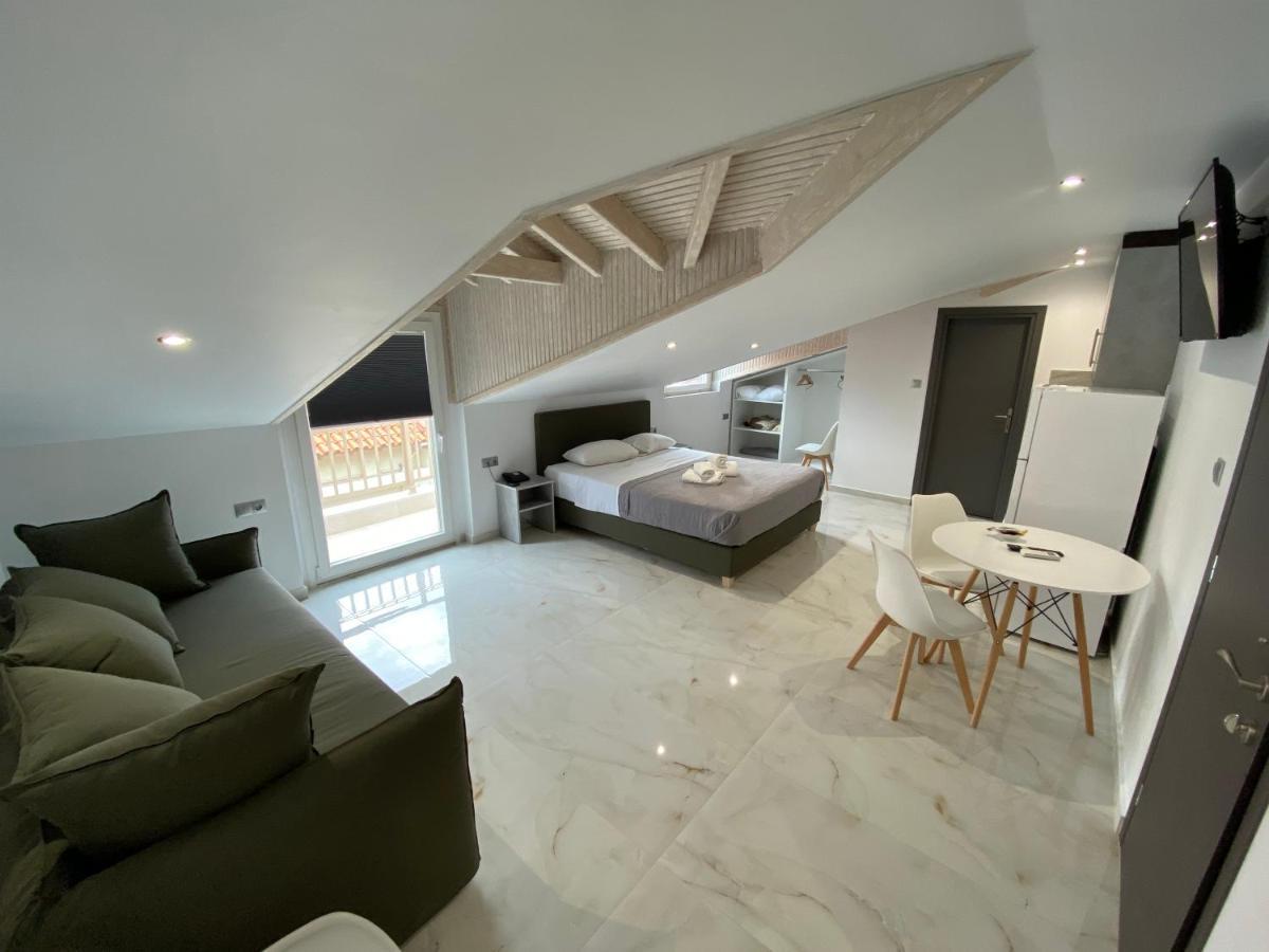 Hotel Almira Айя-Триас Экстерьер фото