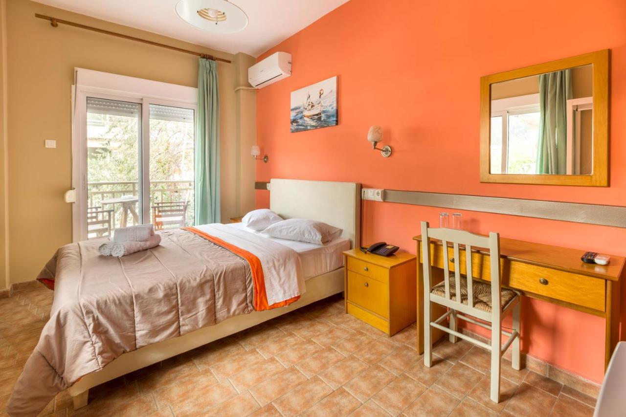 Hotel Almira Айя-Триас Экстерьер фото